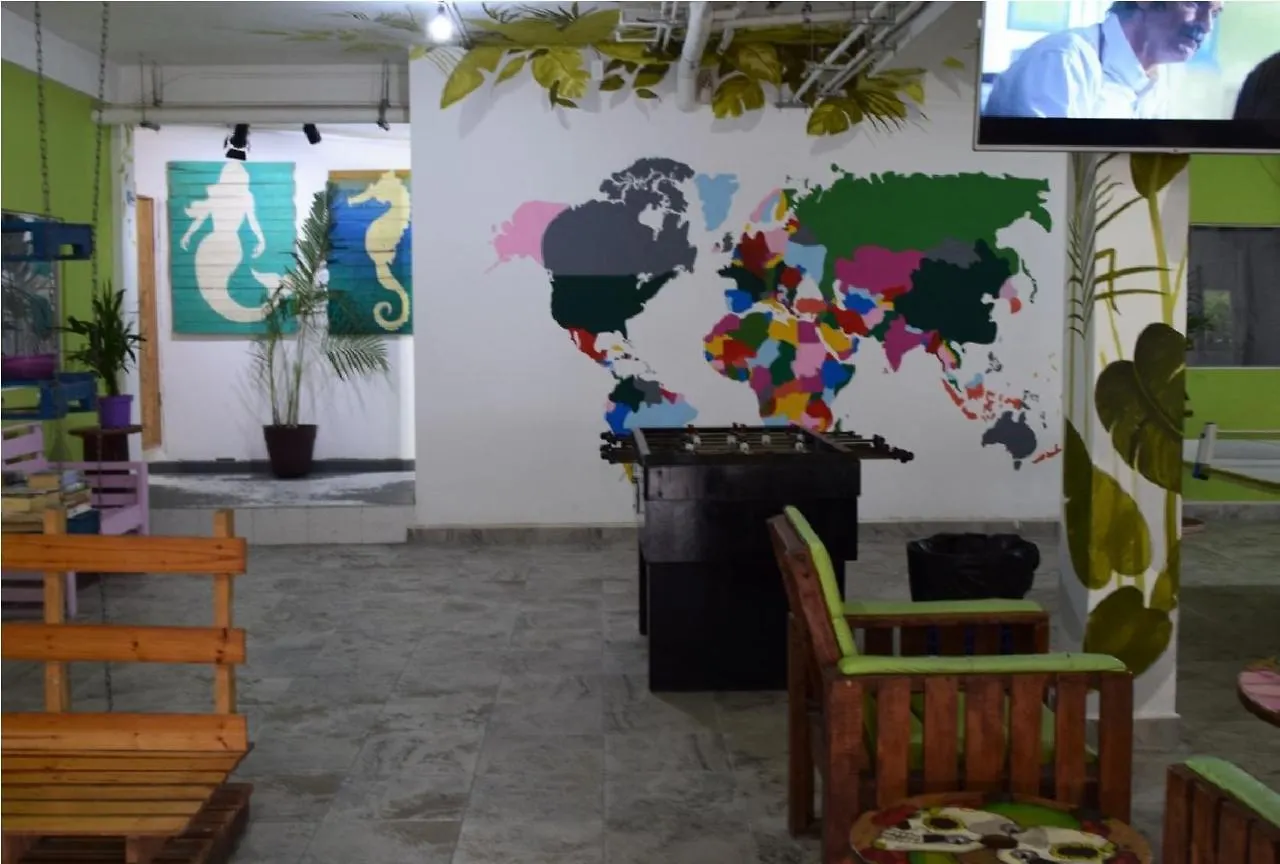 Guacamundo Beach Hostel 5Th. Ave بلايا ديل كارمن